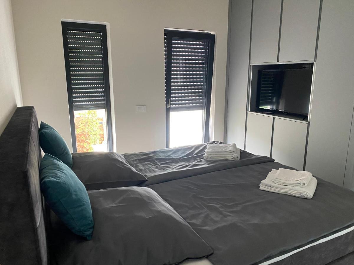 Villa Lujo Porec Funtana Eksteriør billede